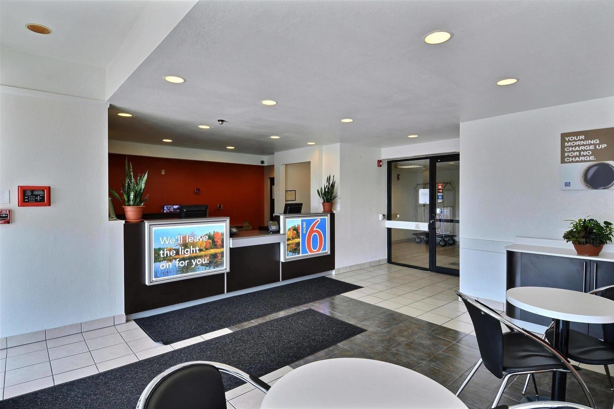 Motel 6-Danvers, Ma - Boston North Eksteriør bilde